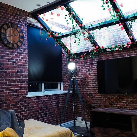 Stunning Two Bed City Centre Apartment Leeds  Zewnętrze zdjęcie