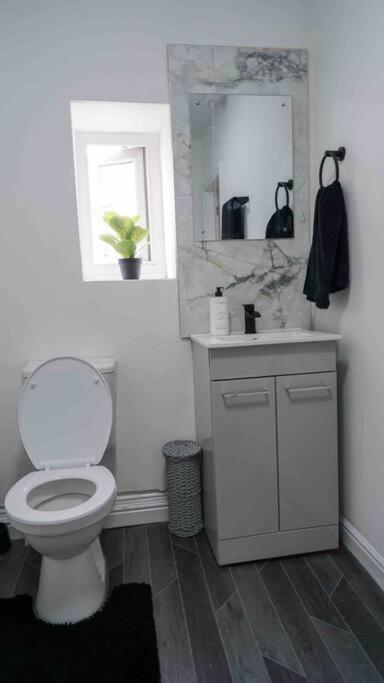 Stunning Two Bed City Centre Apartment Leeds  Zewnętrze zdjęcie