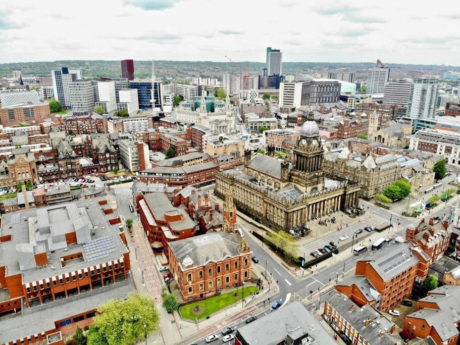 Stunning Two Bed City Centre Apartment Leeds  Zewnętrze zdjęcie