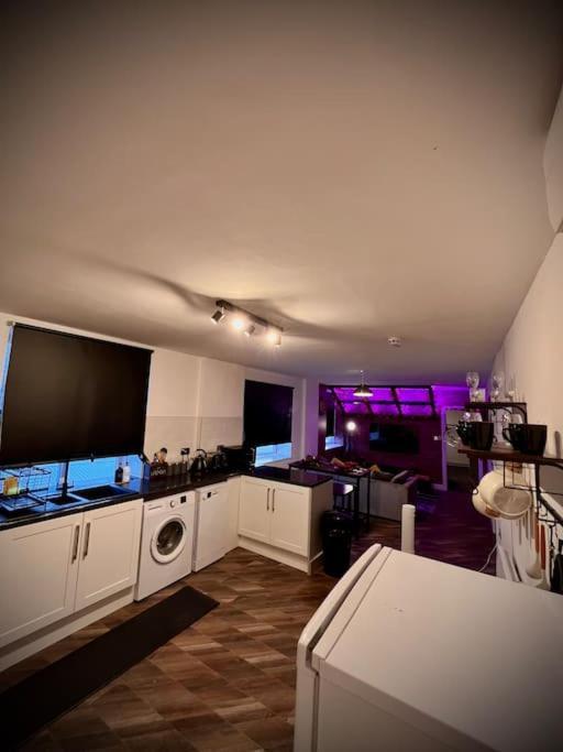 Stunning Two Bed City Centre Apartment Leeds  Zewnętrze zdjęcie